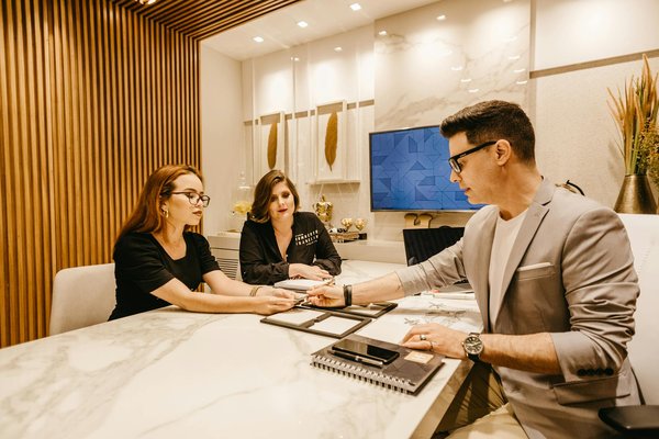 Découvrez comment choisir votre agence no code idéale